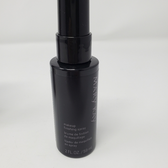 NIB MARY KAY Makeup Finishing Spray - Picture 2 of 11